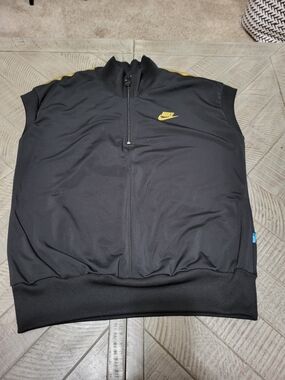 Vintage Nike Sleeveless Quarter Zip Pullover Vest Black Gold Women’s L 12-14